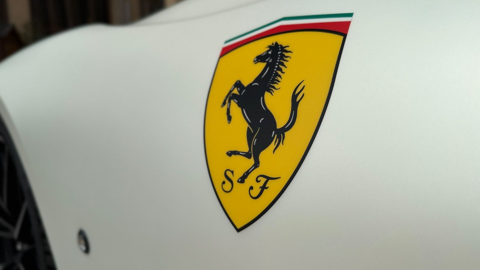 Fahrzeugabbildung Ferrari 812 GTS*Atelier*Blue Carbon*Painted Shields