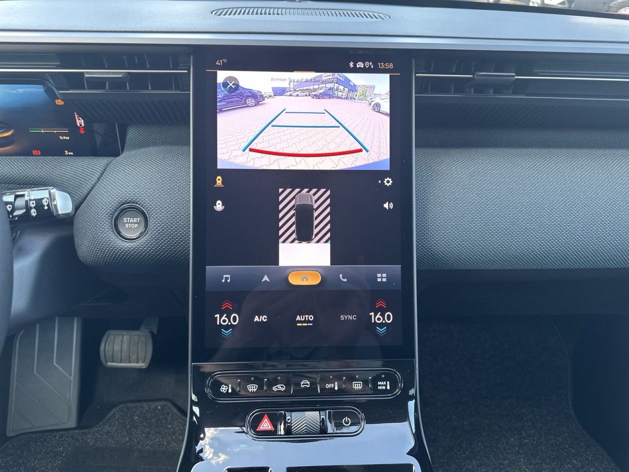 Fahrzeugabbildung Citroën C5 Aircross 145 Hybrid PLUS - mit KI generiert/bearbeitet