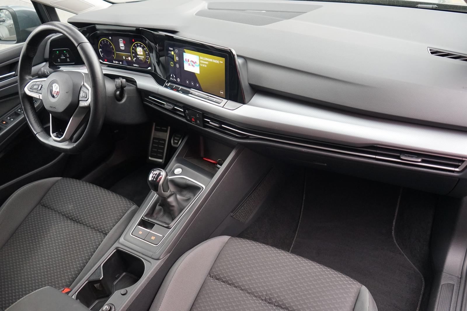 Volkswagen Golf VIII 1.5 TSI Life LED Navi Sitzheizung DAB, миниатюра 6