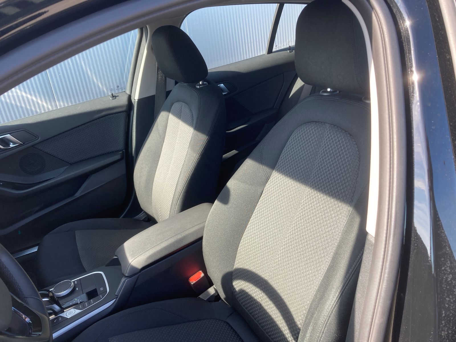 BMW 118iA*Navi*PDC*DAB*Carplay*Sitzh*LED foto 11