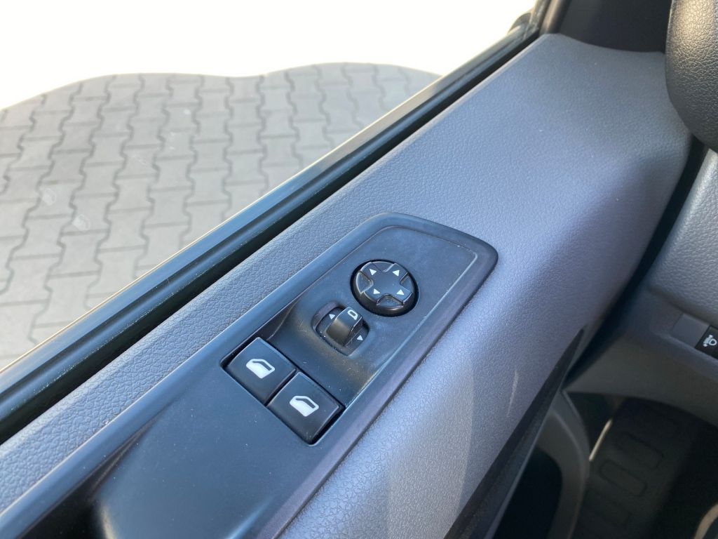 Fahrzeugabbildung Citroën Jumpy M 120 Club *Cam*Innenverkleidung*TWA*