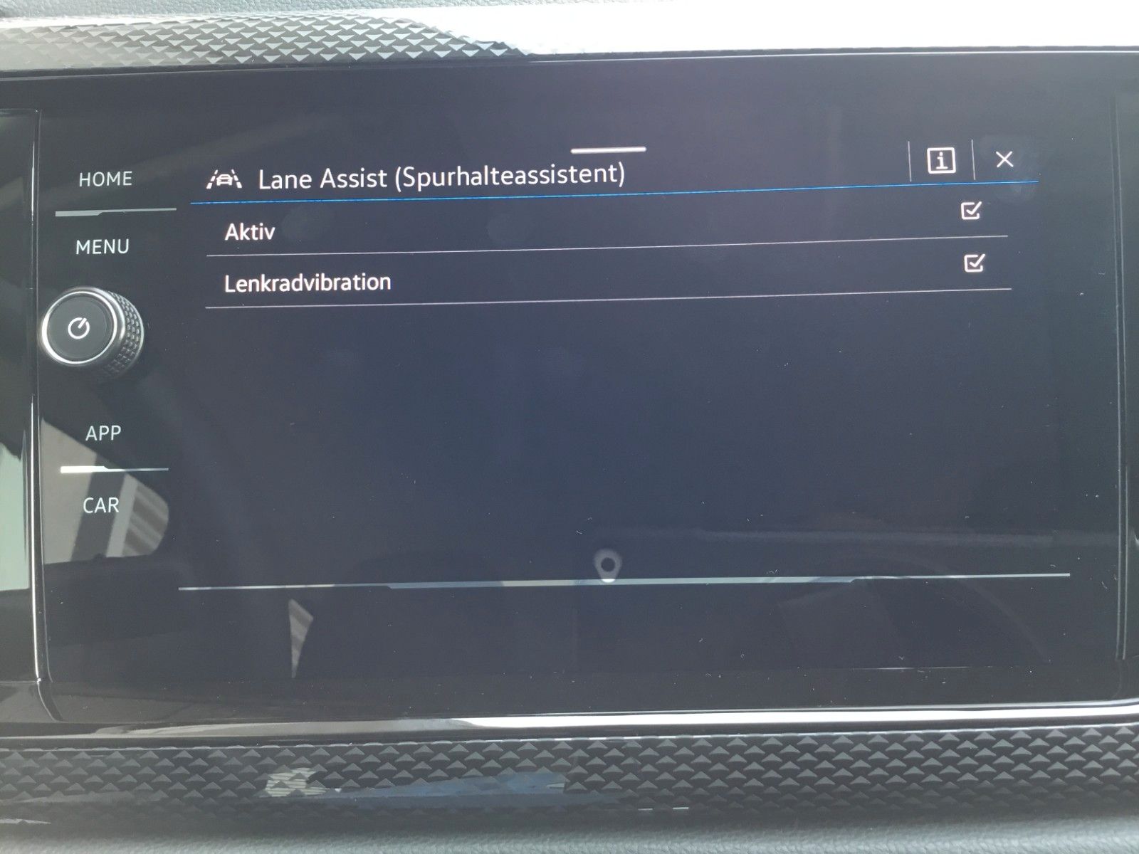 Fahrzeugabbildung Volkswagen Polo 1.0 TSI Life+Sitzheizung+AppConnect+Kamera