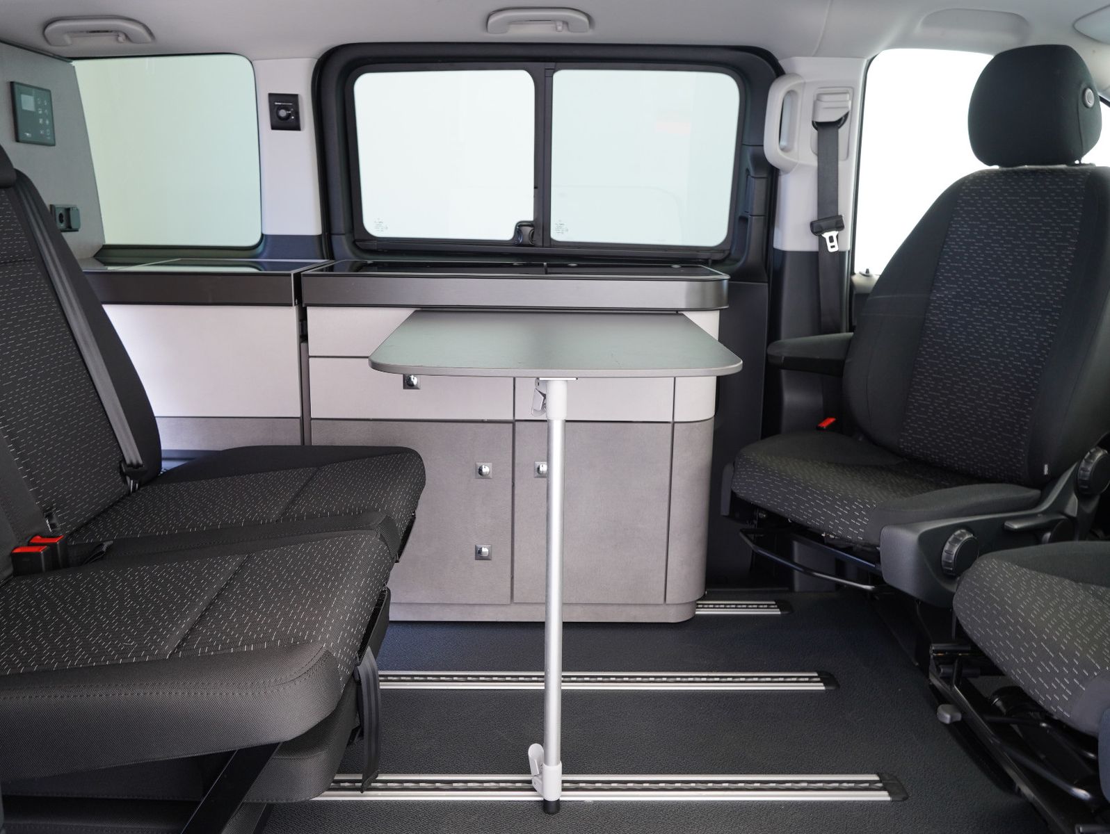 Fahrzeugabbildung Mercedes-Benz Vito Tourer 119 CDI Pro 4x4 lang PÖSSL/KÜCHE