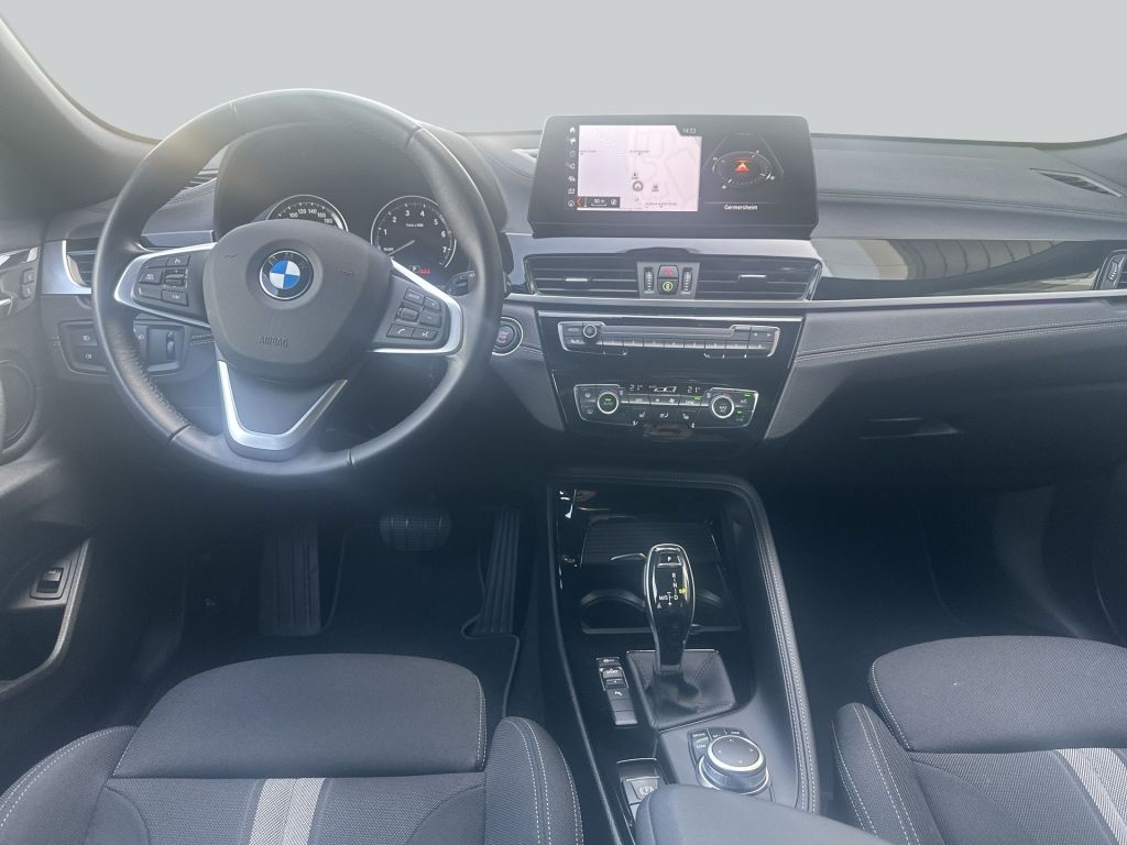 BMW X2 sDrive18i Aut. Advantage Plus LED Head-Up foto 15