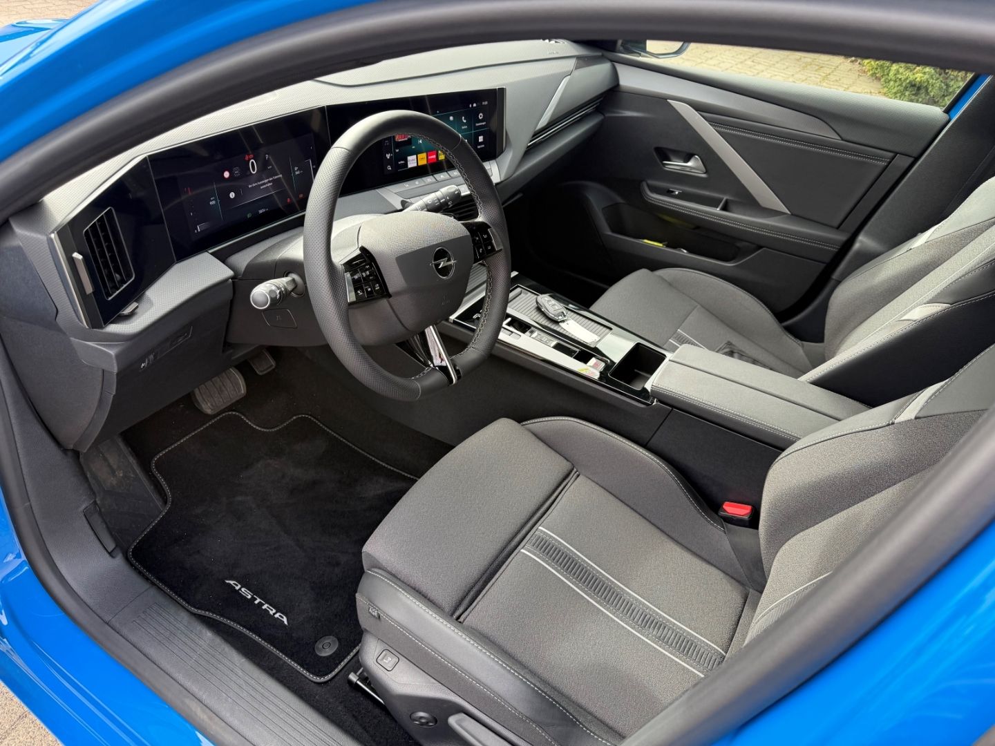 Fahrzeugabbildung Opel Astra L Sports Tourer GS SHZ+LHZ+Kamera