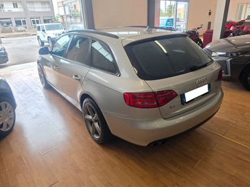 Audi A4 - 8