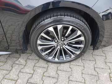 Toyota Corolla - 4