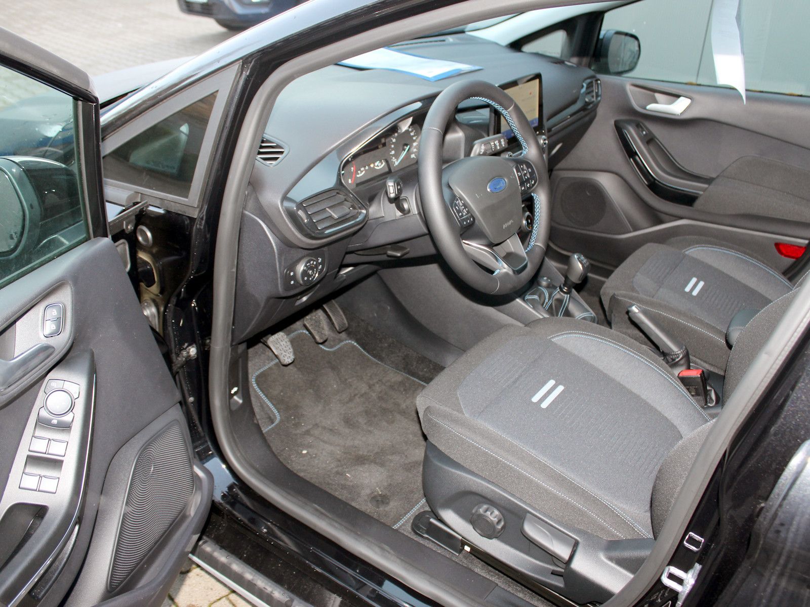 Fahrzeugabbildung Ford Fiesta Active 1,0 EcoBoost Hybrid