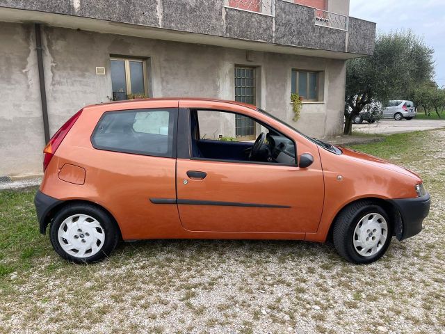 Fiat Punto 1.2i 16V cat 3 porte ELX ok neopatent