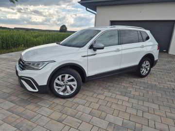 Volkswagen Tiguan Allspace - 7