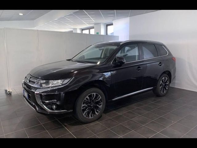 Mitsubishi Outlander 2.0 Mivec PHEV Instyle 4WD 