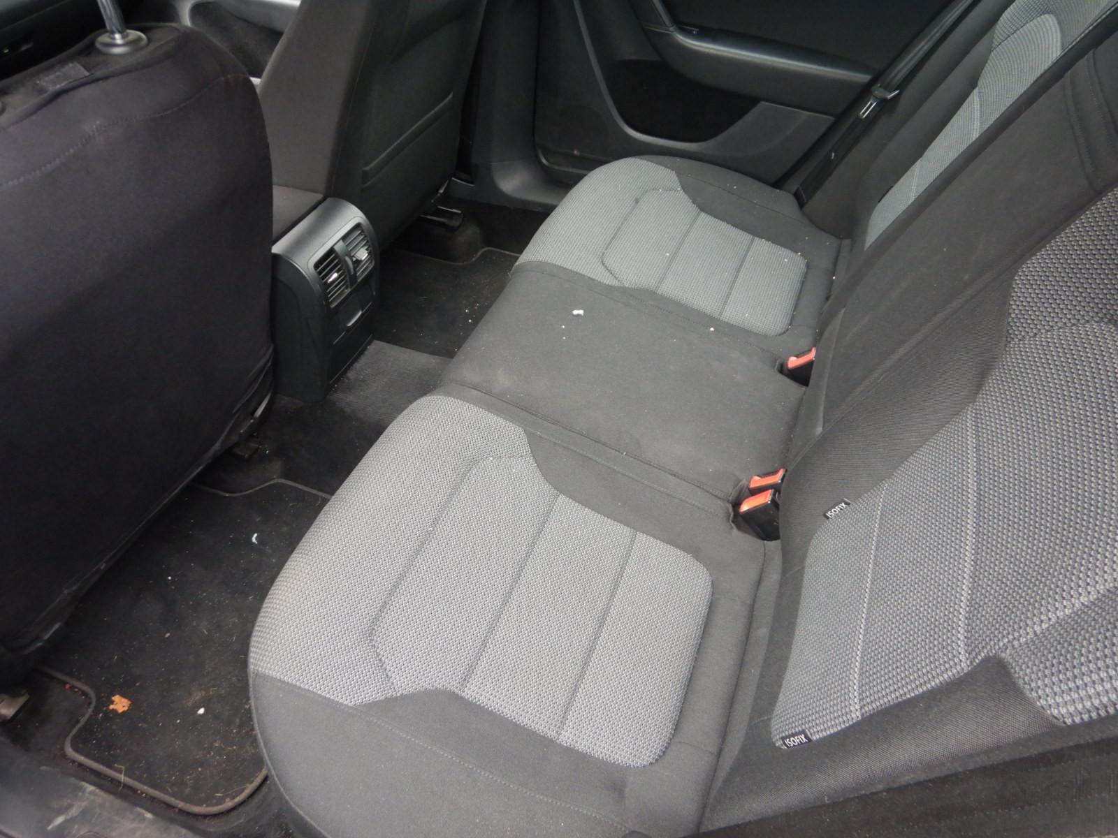 Volkswagen Passat 2013 — engine 1.968 cm³, 140 HP (103kW)