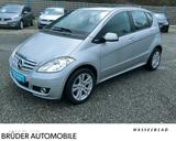 Mercedes-Benz A 180 Avantgarde Panorama Tempomat PDC Sitzheiz. - Mercedes-Benz A 180 aus 2011
