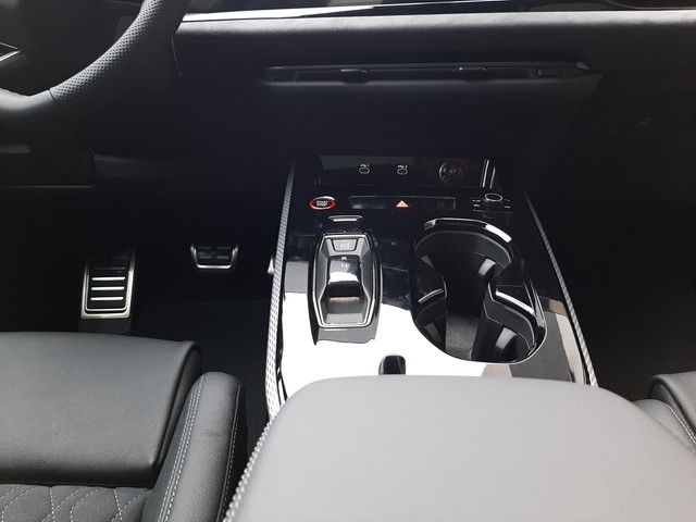 Fahrzeugabbildung Audi A5 Avant S line TDI quattro B&O Pano AHK StdHz