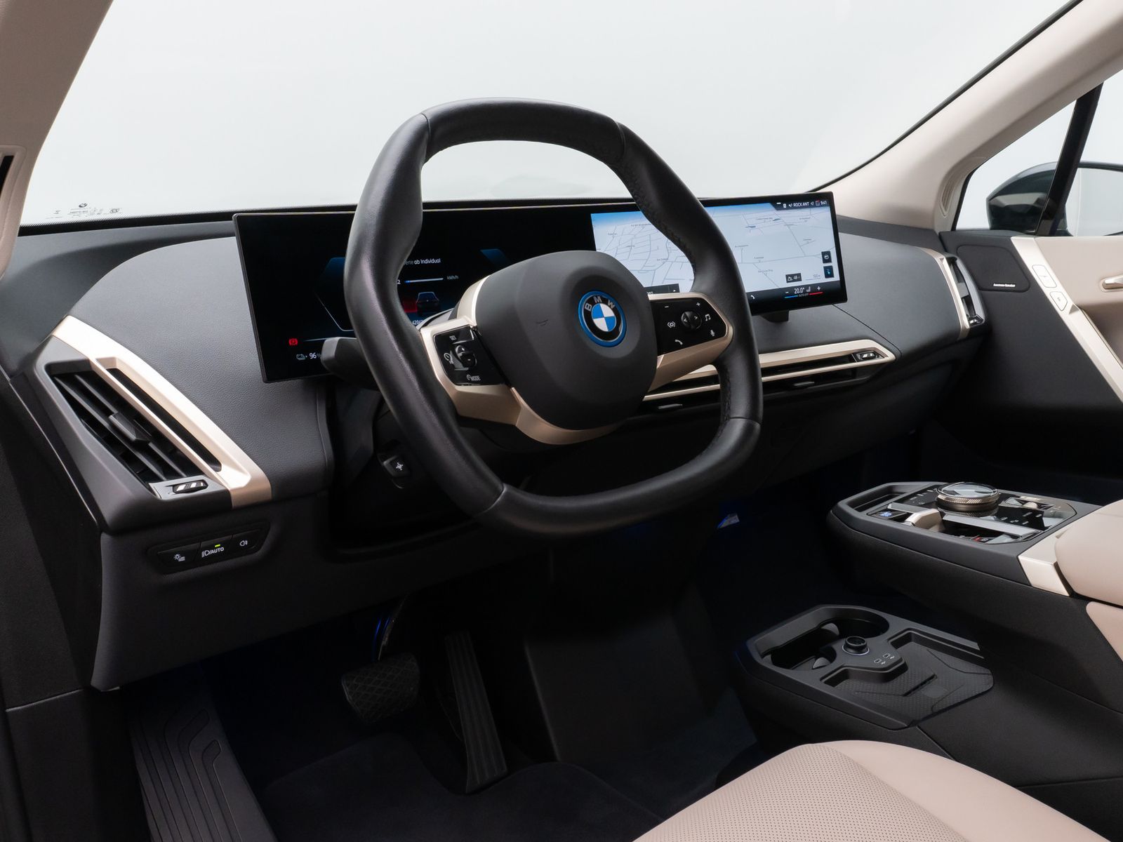 Fahrzeugabbildung BMW IX xD50  Sport 360&deg;DAB H/K Laser Komfort ACC 22"