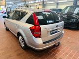 Kia cee'd Sportswagon 1,Hand*AHK*8.fach - Kia aus 2010: Cee D