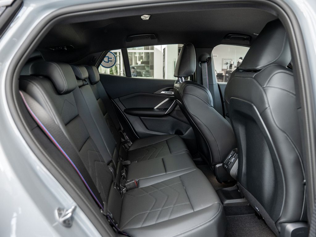 BMW iX2 - Bild 7