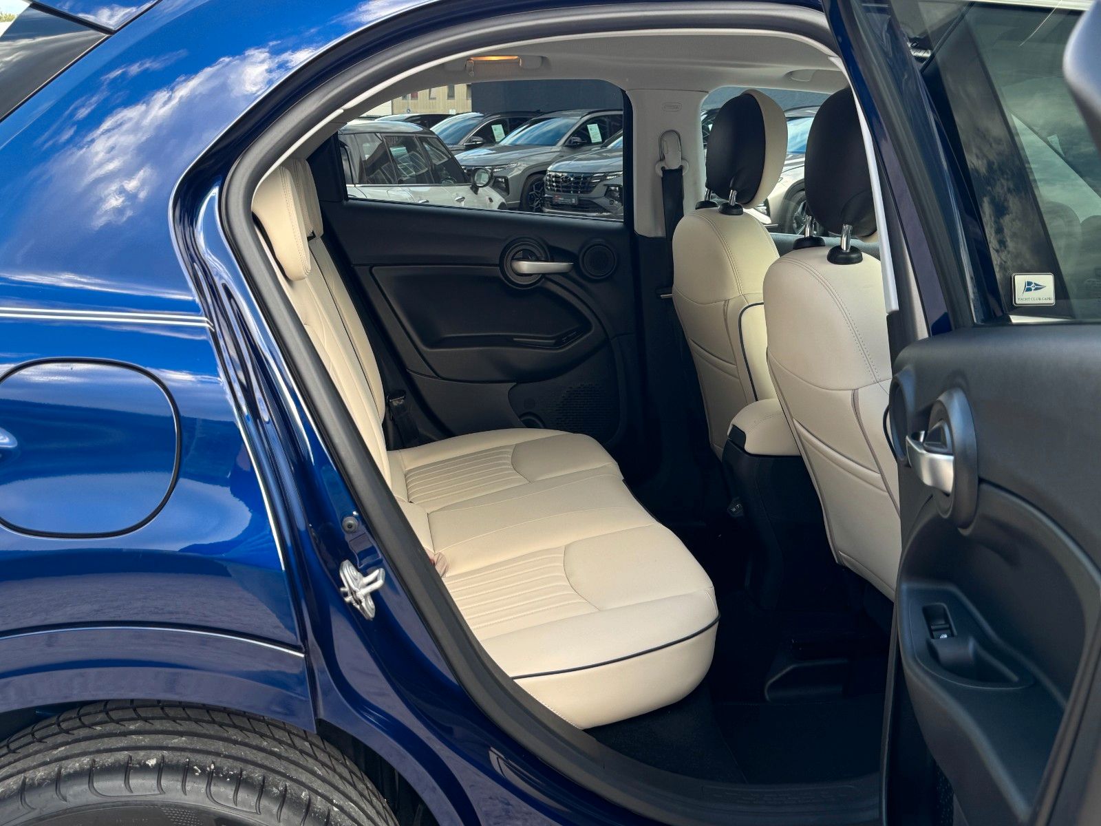 Fahrzeugabbildung Fiat 500X 1.3 FF Yacht Club Capri Faltdach CarPl. CAM