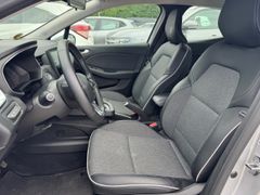 Fahrzeugabbildung Clio V Intens E-TECH 140