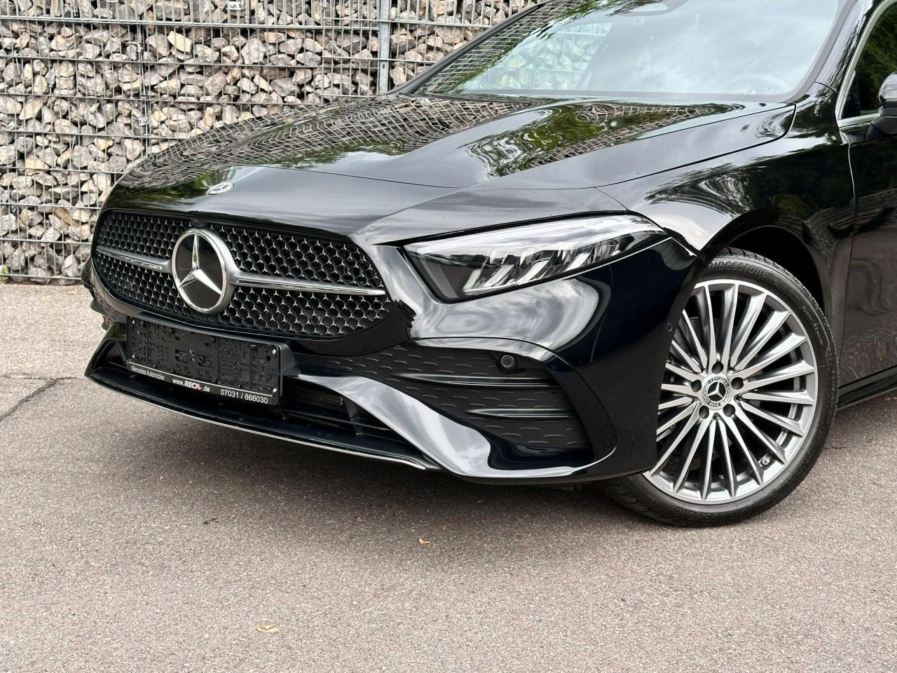 Mercedes-Benz A 250 e AMG Pano -Kamera -Ambiente -LED -Keyless