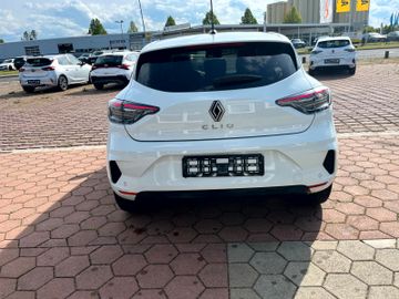 Renault Clio - 6