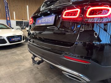 Mercedes-Benz GLC 300 de 4Matic *1. Hand*AHK*Klima*SHZ*LED*Nav