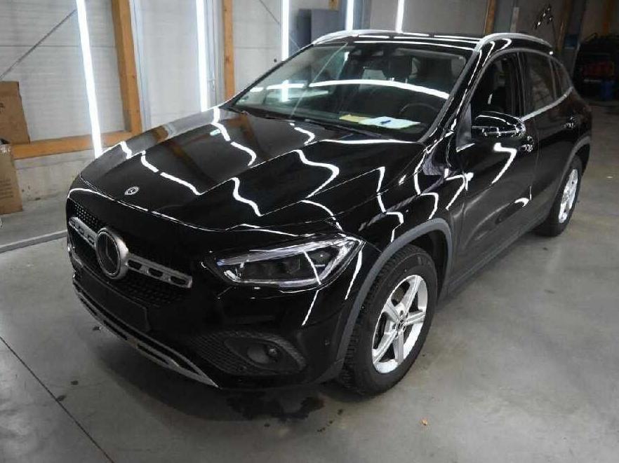 Mercedes-Benz GLA 200d Style LED  | MBUX | KAM | ACC | CarPlay