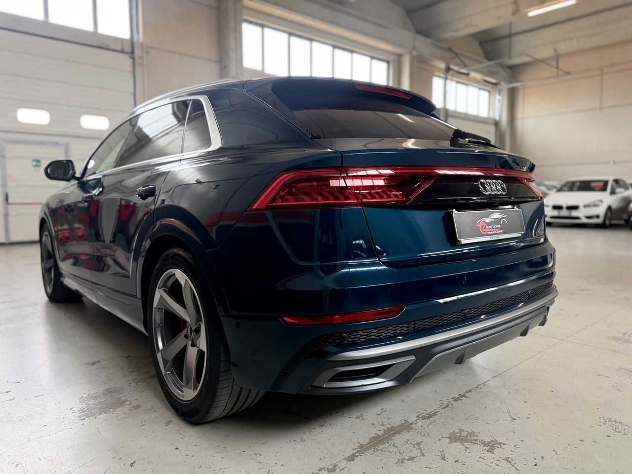 Audi Q8 50 TDI 286 CV quattro tiptronic Sport imagem 3