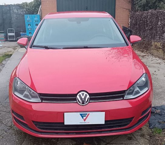 Volkswagen Golf VII 1.6 TDI BLUEMOTION