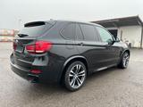 BMW X5 M50 M50d - guter Zustand - 2. Hand, Scheckh. - schwarze BMW X5 M50