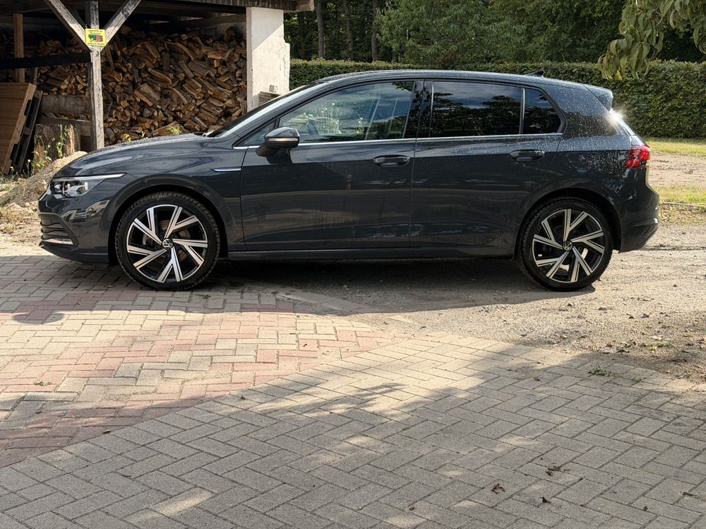 Image of Volkswagen Golf