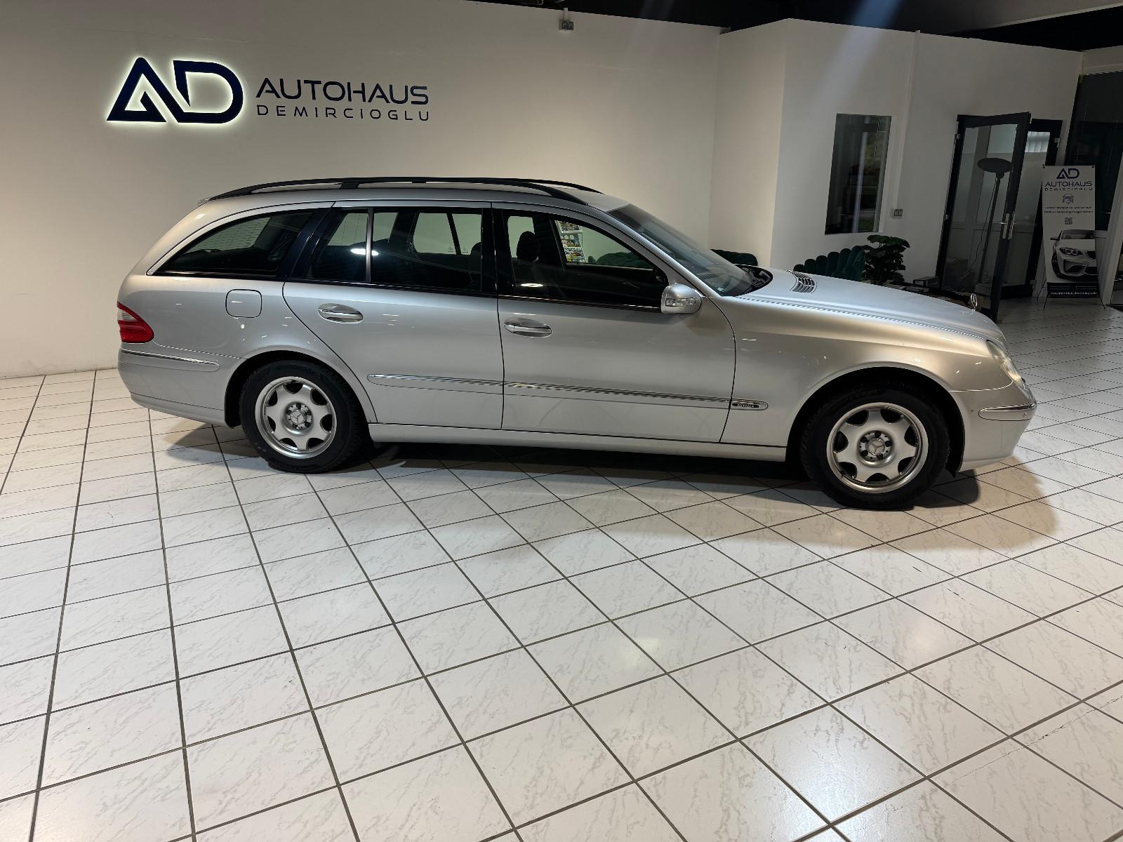 Mercedes-Benz E200 2004 — photo 5