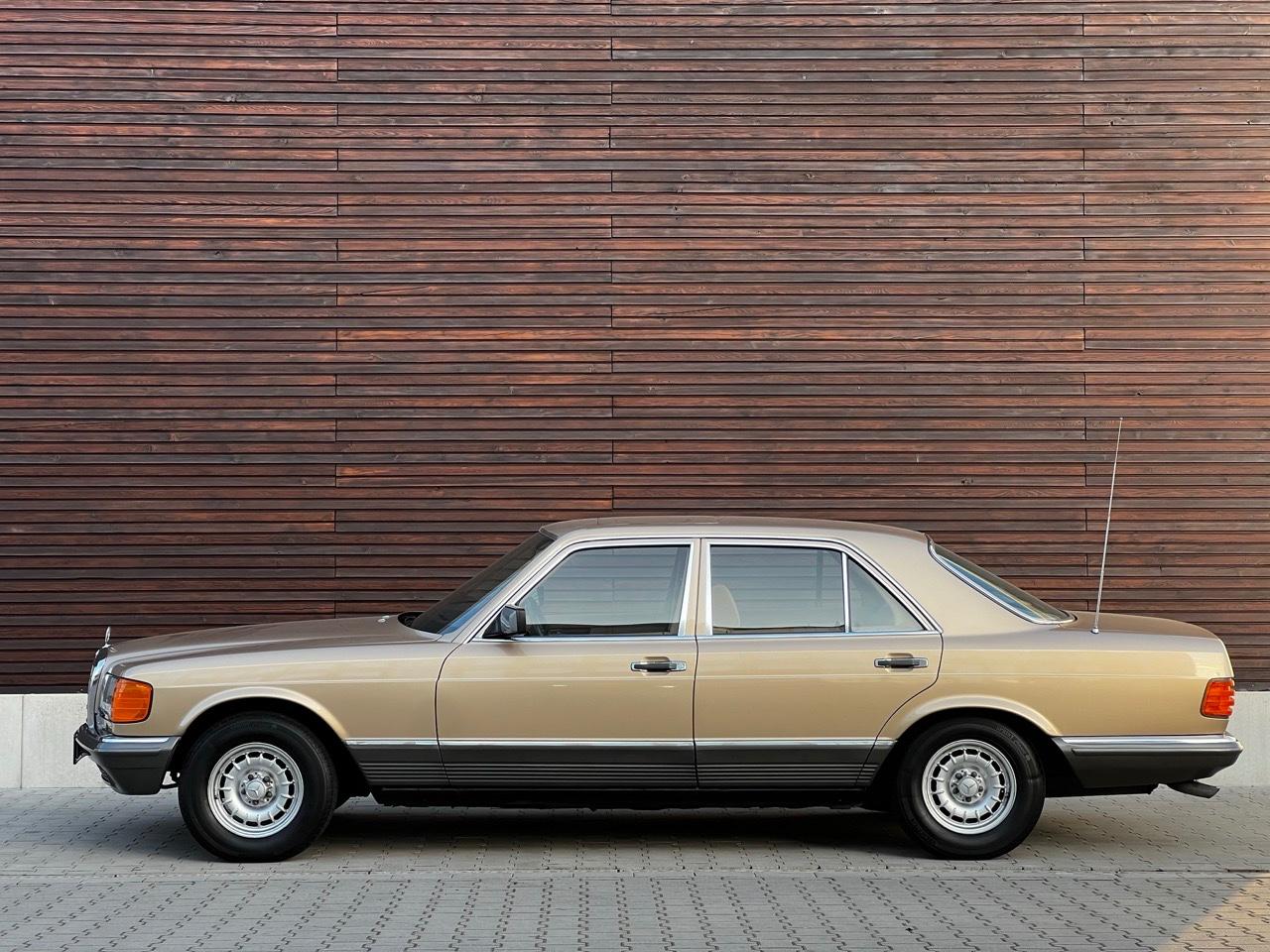 Mercedes-Benz 380 SE W126 / 83.200km / 2 HAND / SAMMLER / BRD