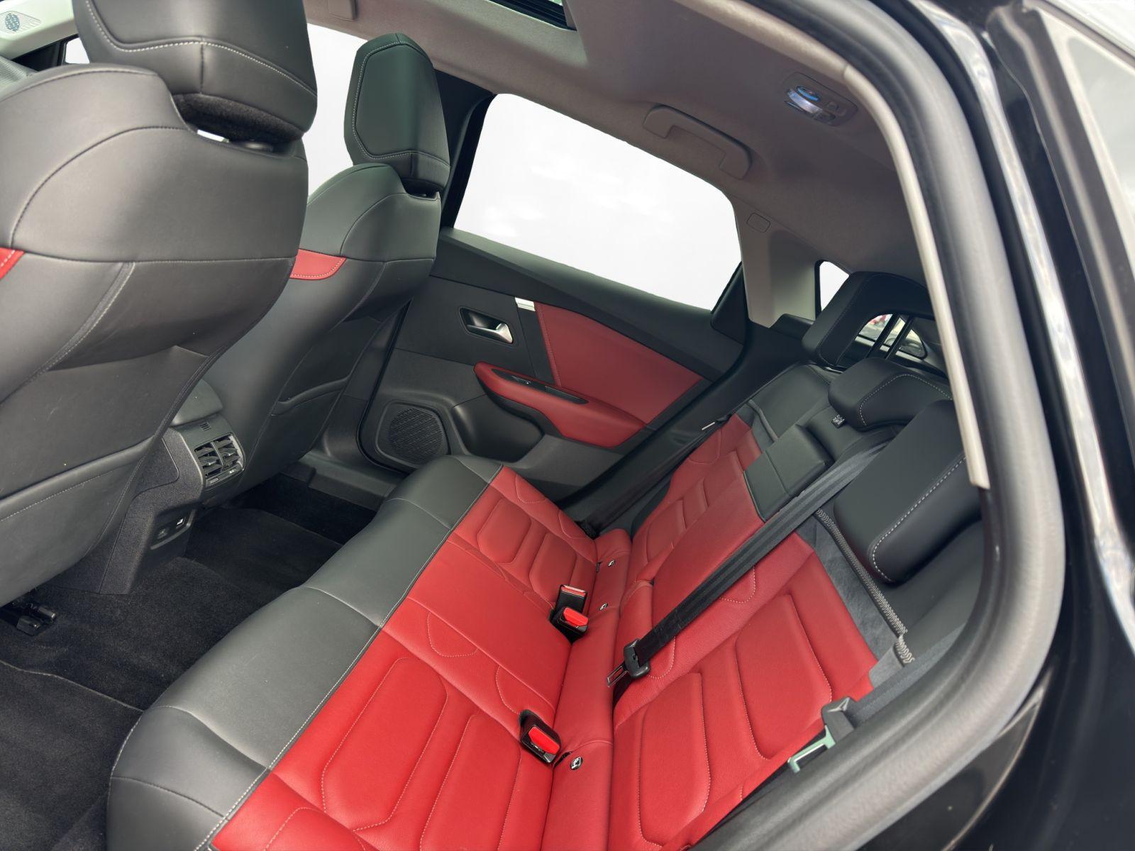 Citroën C4 Shine PT155 EAT8 Kamera vorn/hinten Schiebeda
