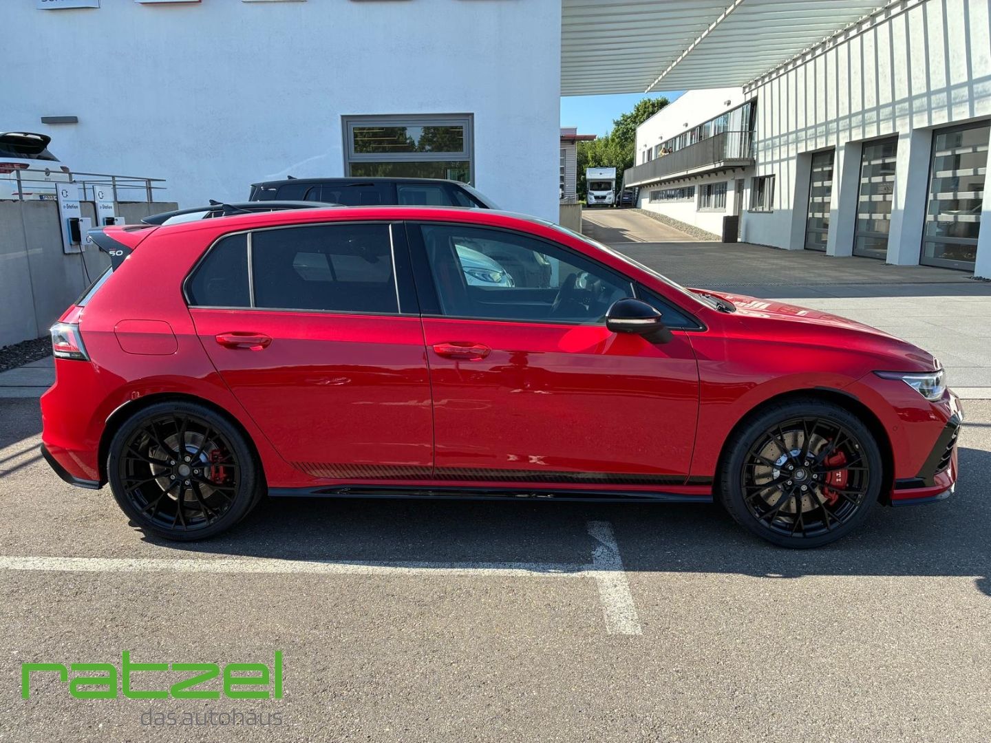 Fahrzeugabbildung Volkswagen Golf GTI 2.0 TSI 325PS Edition50 Perform+H&K