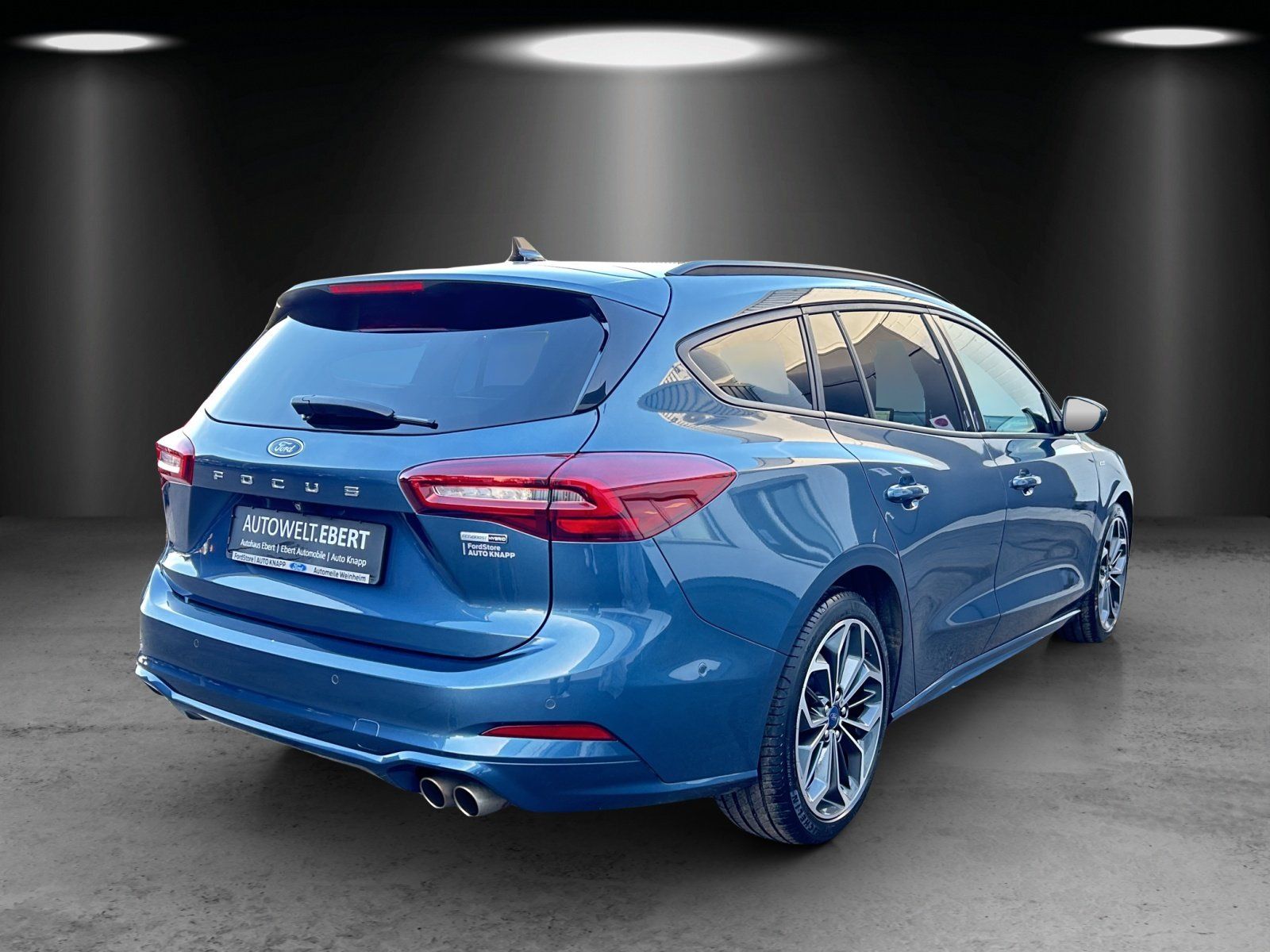 Fahrzeugabbildung Ford Focus 1.0 ST-Line X Aut./Matrix-LED/ACC/CAM/PANO