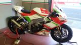 Aprilia Tuono V4 Factory - Offers