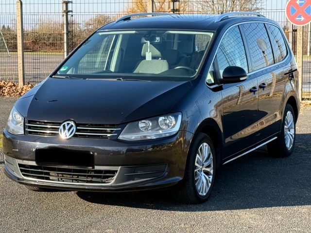 Volkswagen Sharan Comfortline BMT DSG Panorama 7 -Sitze