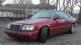 Mercedes-Benz E 220  - Mercedes-Benz E 220: Rot, Leder