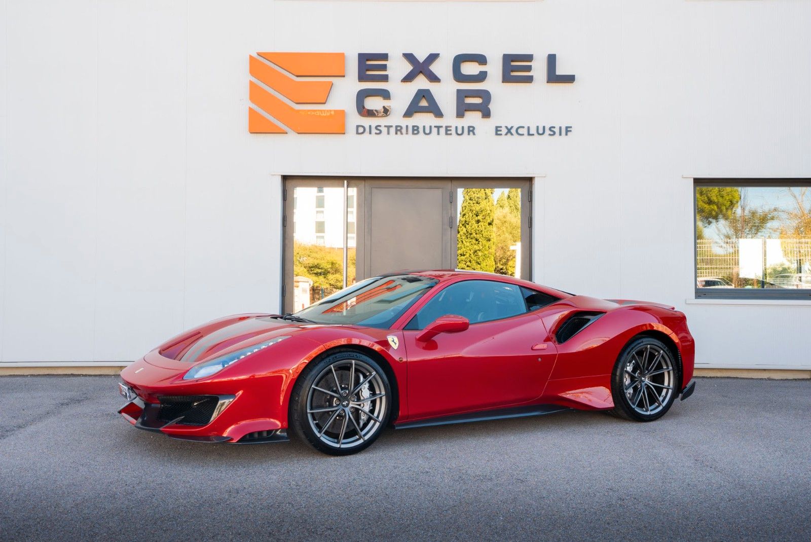 Ferrari 488 Pista*2nd Hand*Lift*Harness*Rosso Berlinetta