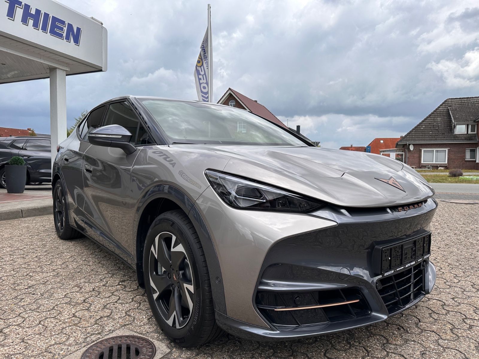 Fahrzeugabbildung CUPRA Tavascan 82 kWh Endurance ACC/NAVI/LED/SHZ/WPUMP