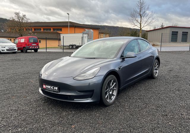 Tesla Model 3 Standard Range + RWD