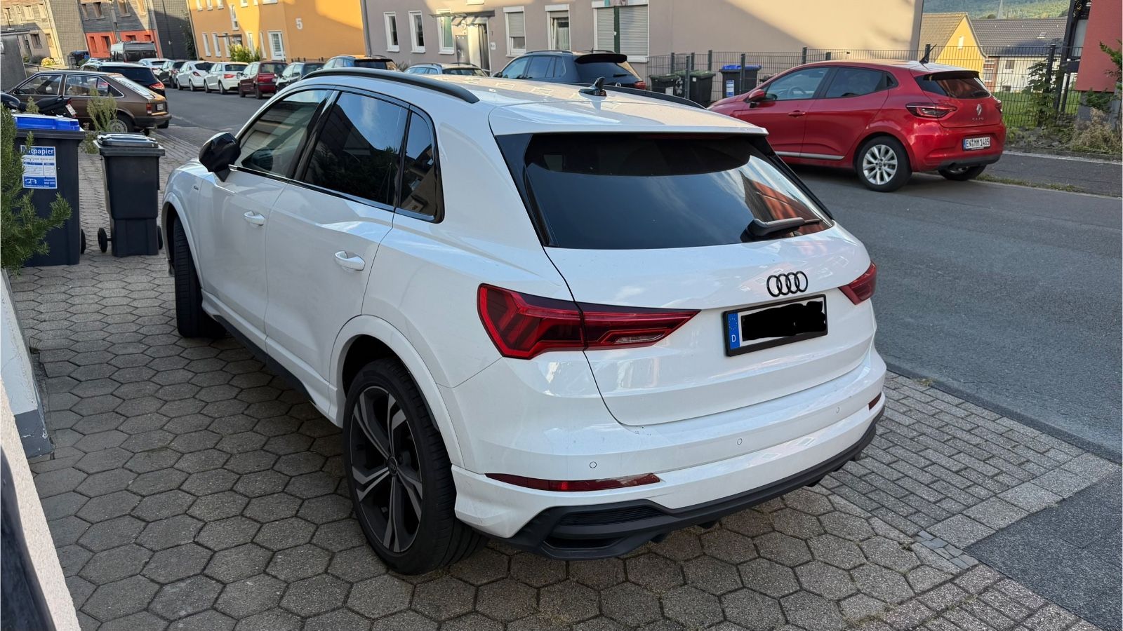 Audi Q3 35 TFSI S line foto 4