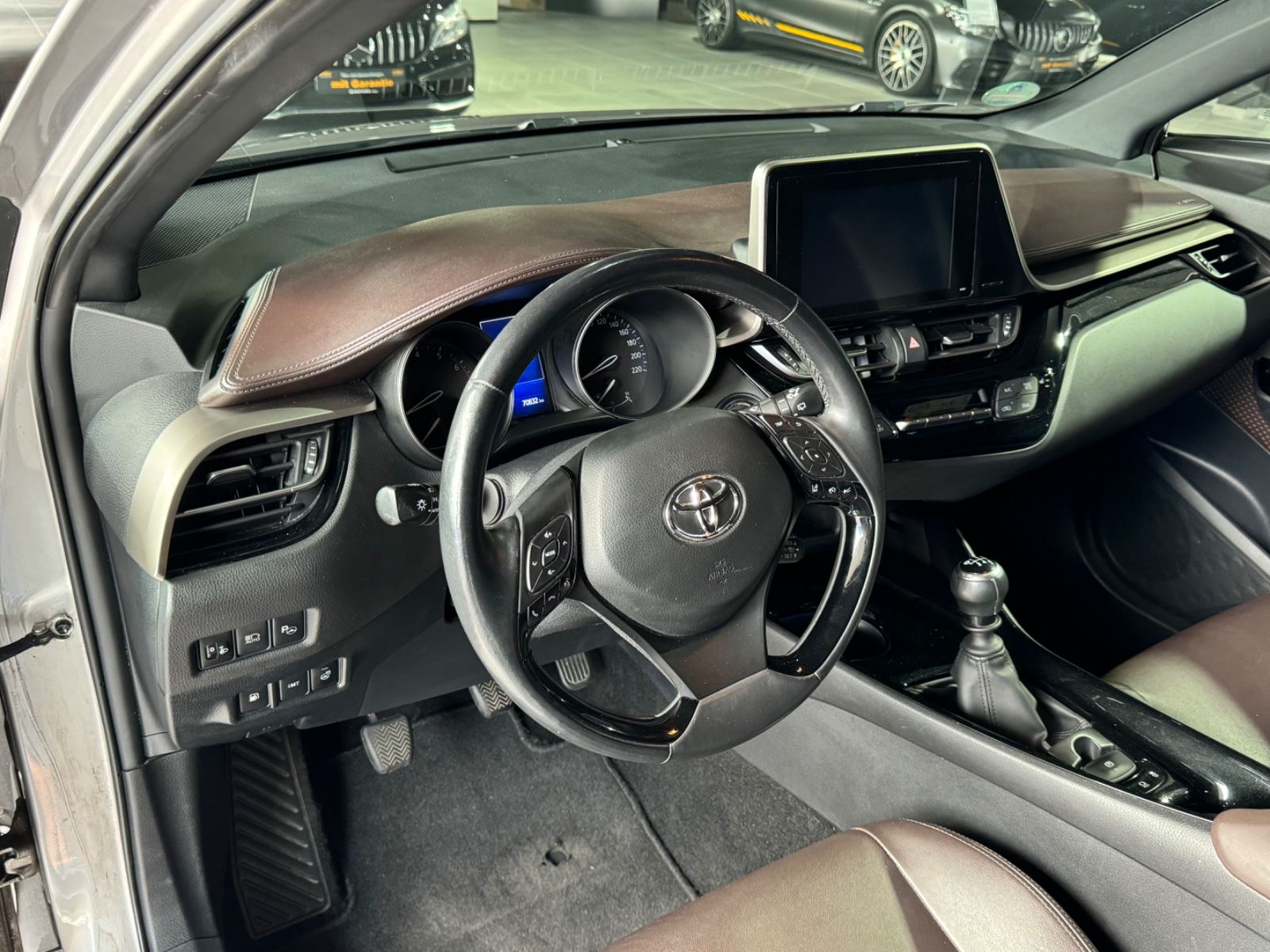 Fahrzeugabbildung Toyota C-HR Lounge 1.2 Turbo/KAMERA/NAVI/KLIMA/