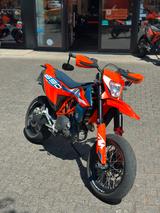 KTM 690 SMC R 2024 / Vorführer - KTM 690 SM