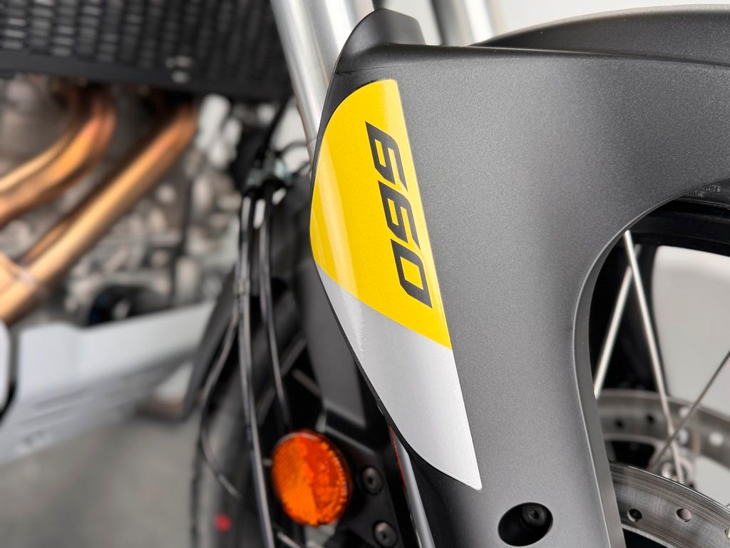 Fahrzeugabbildung Aprilia TUAREG 660 *TAGESZULASSUNG