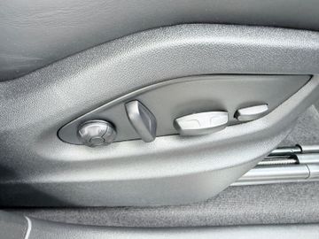 Porsche Cayenne - 6