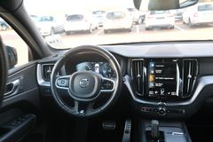 Fahrzeugabbildung Volvo XC60 B4 D Autom AWD R-Design*STDHZG*RFK*ACC