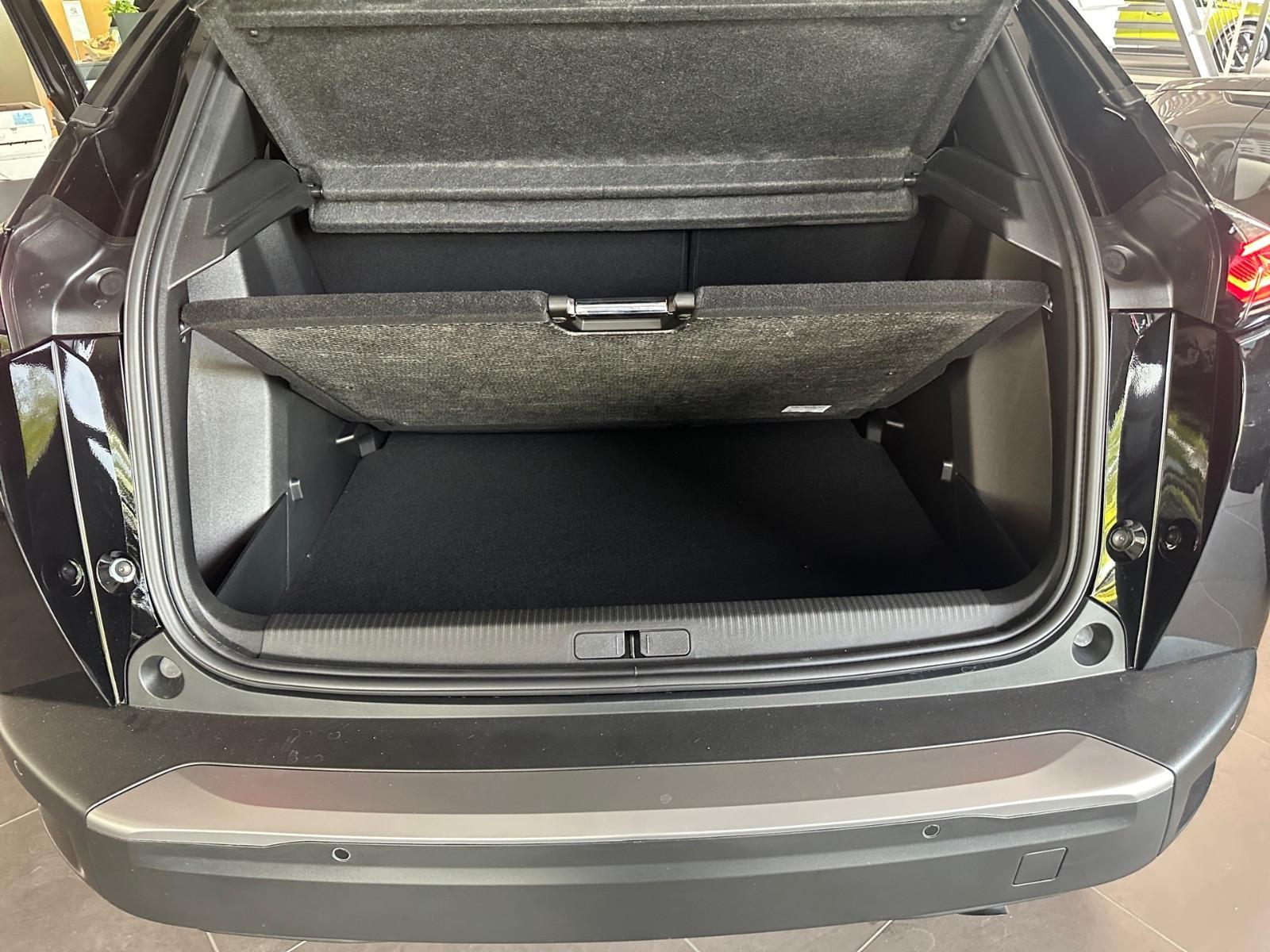 Peugeot 2008 Benzin 100 Allure