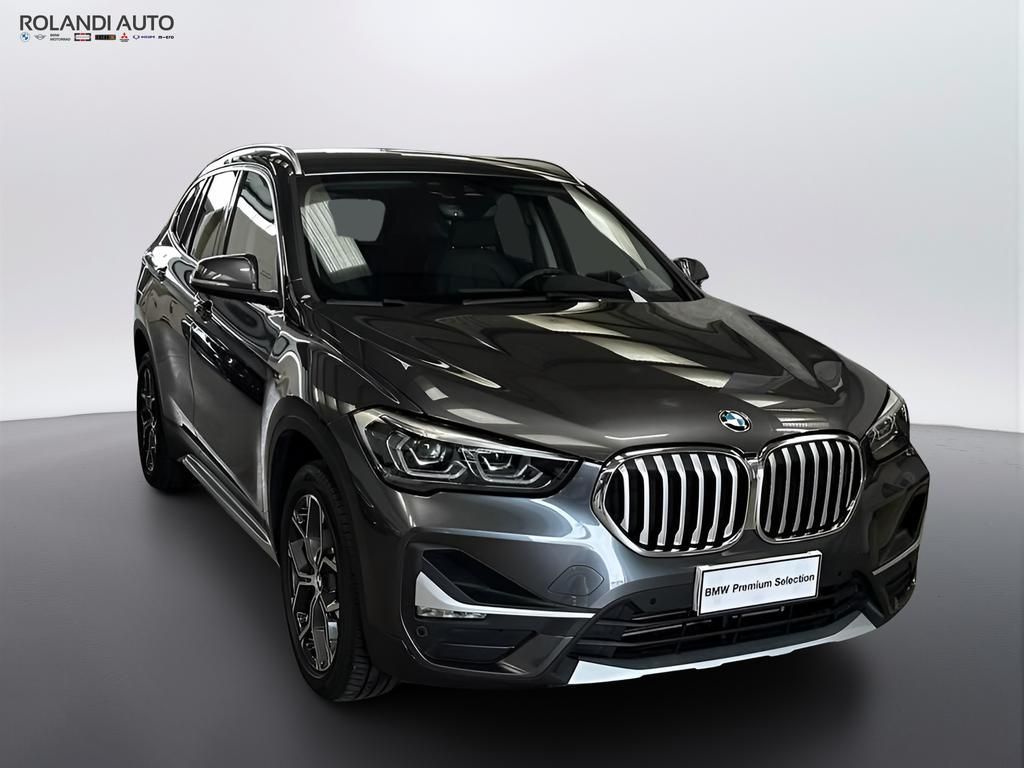BMW X1 16 d xLine sDrive Steptronic imagem 3